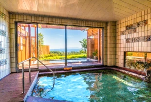 画像:大島一望！絶景温泉露天風呂